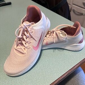 Women’s Nike Free RN 2018 Running Shoes